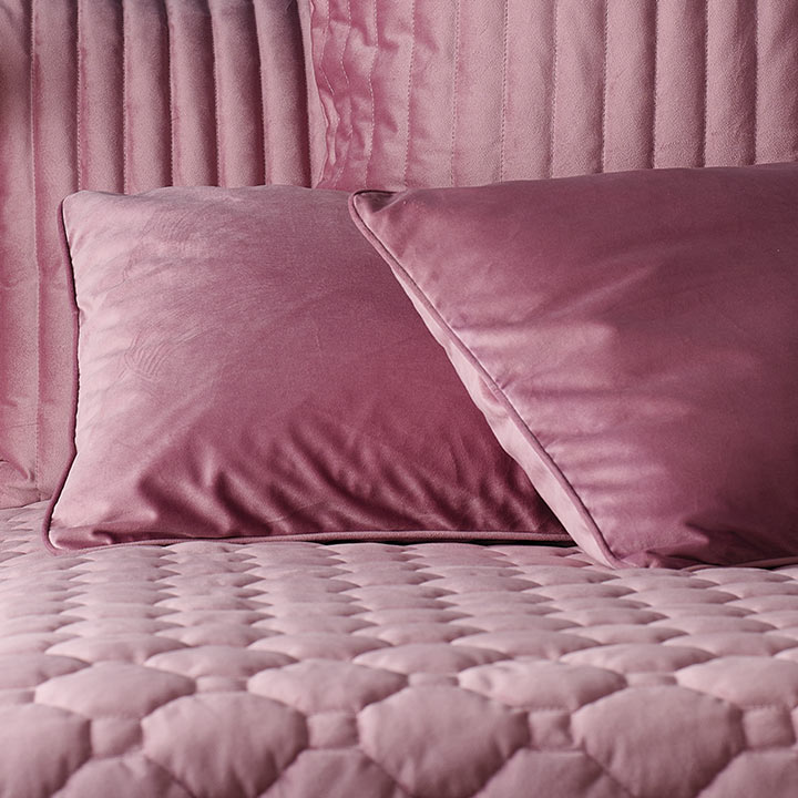 Royale Comforter Bedding Set Pink